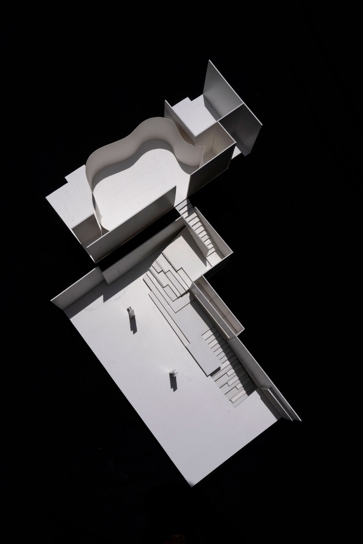 Fotos de maqueta. Tienda MKR Campana por Guillermo Vázquez Consuegra.