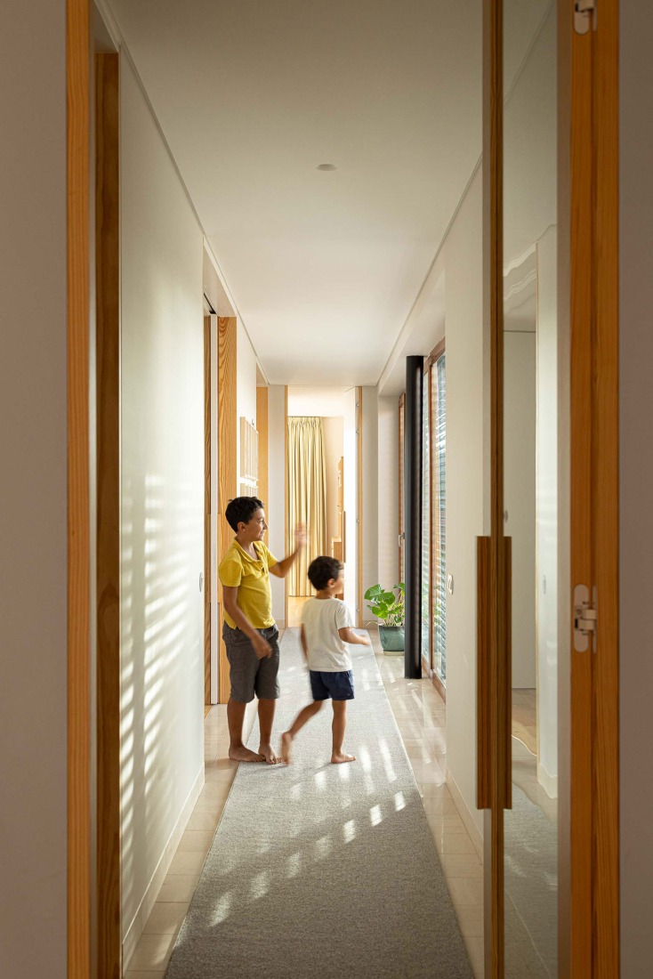Casa en Lameira por João Pedro Pedrosa. Fotografía por Ivo Tavares Studio.