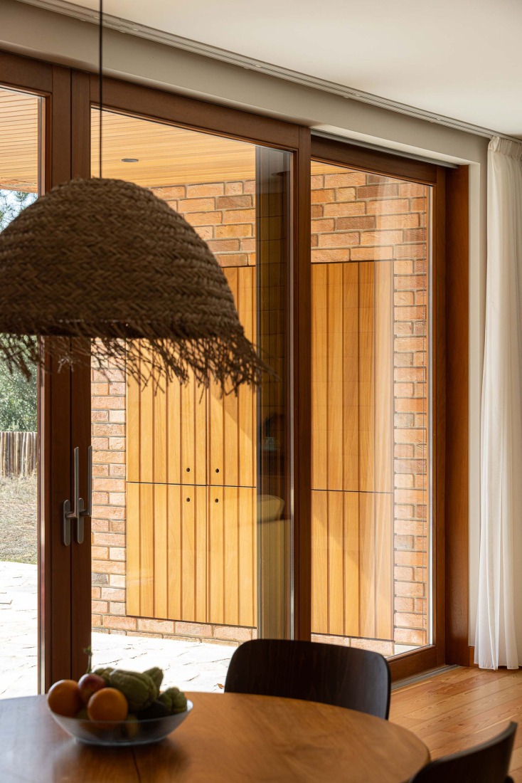 Casa en Lameira por João Pedro Pedrosa. Fotografía por Ivo Tavares Studio.