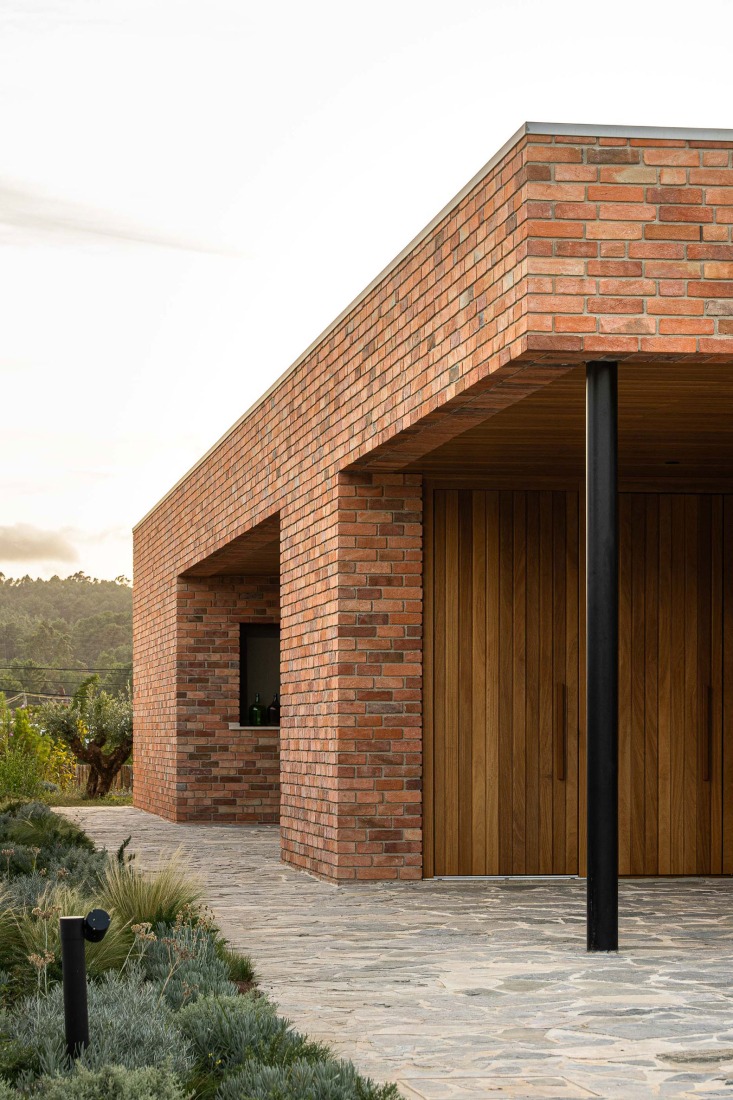 Casa en Lameira por João Pedro Pedrosa. Fotografía por Ivo Tavares Studio.
