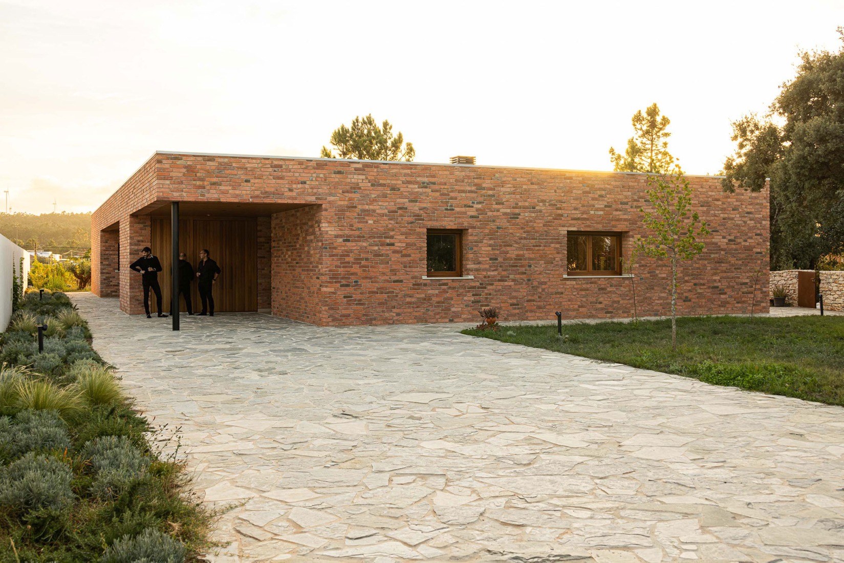 Casa en Lameira por João Pedro Pedrosa. Fotografía por Ivo Tavares Studio.