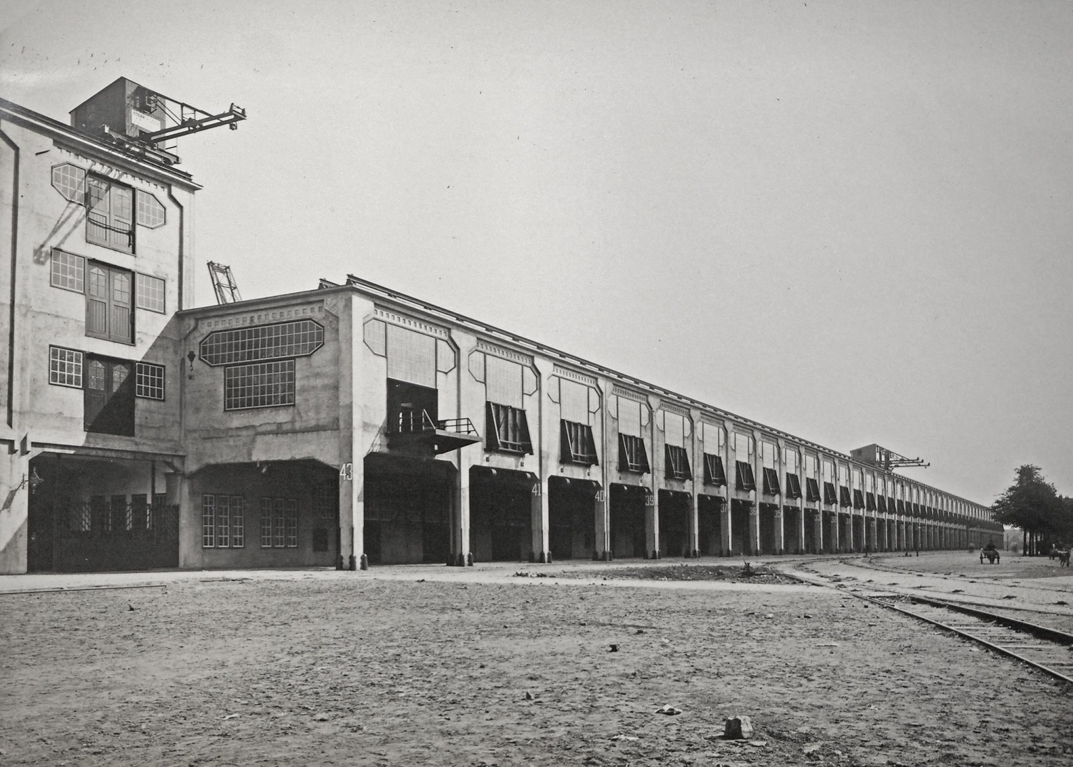 San Francisco Warehouse. 1925. Photograph courtesy by Rotterdam City Archives.