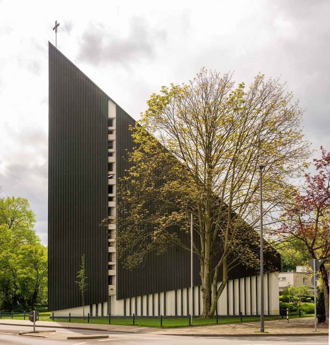 Thomas Church, Gelsenkirchen. Photograph by Dirk Rose.