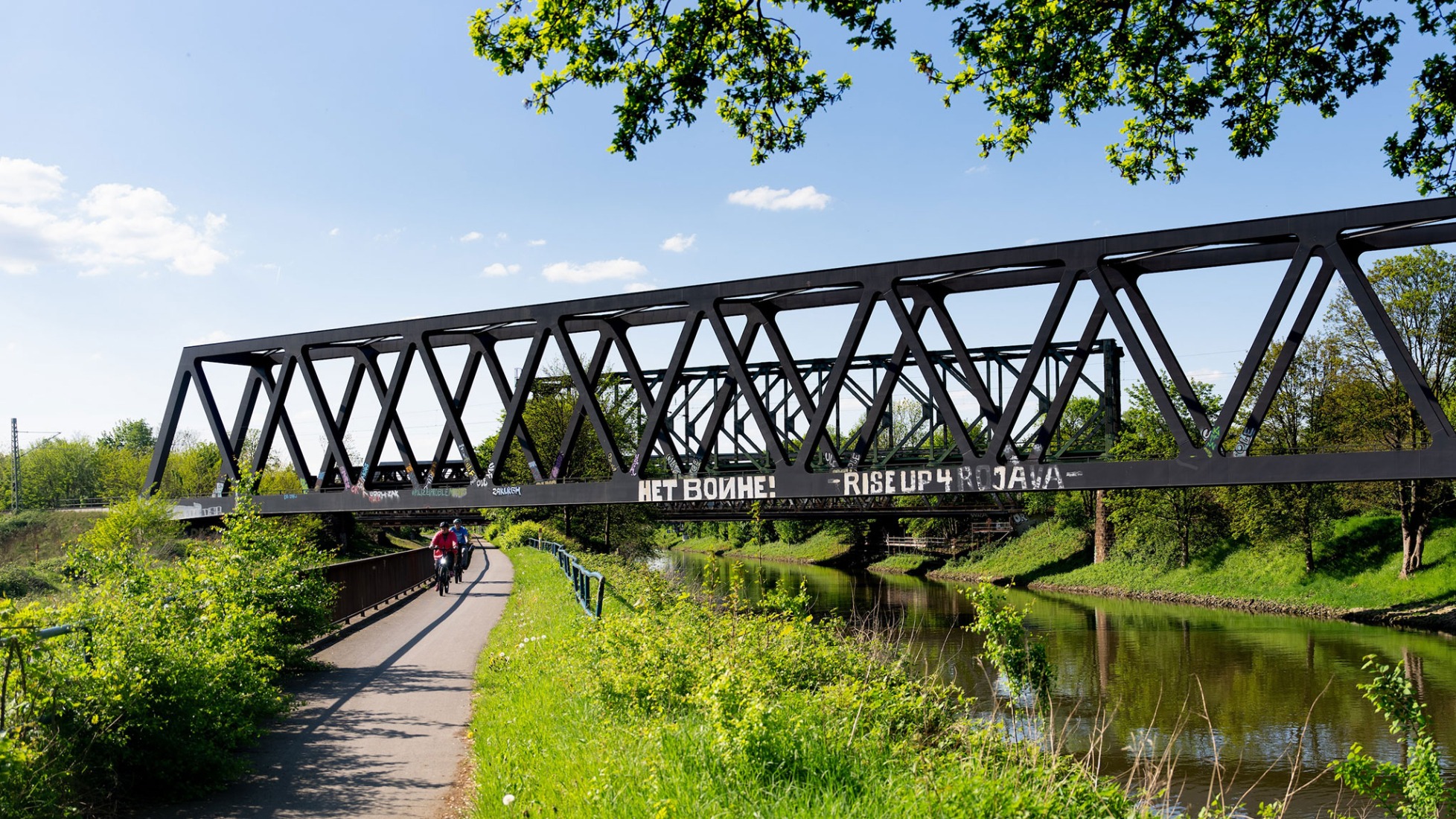 Cycle Route near Duisburg. Photograph by Dirk Rose.