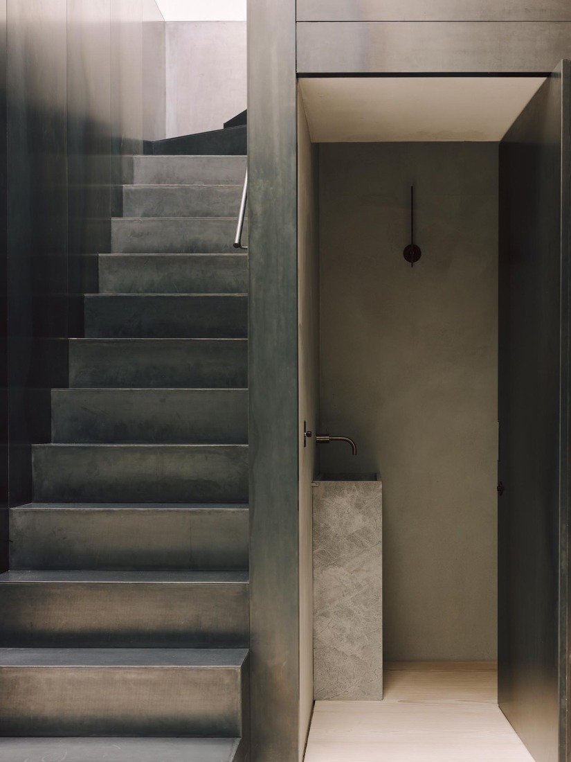 London loft apartment transformation by McLaren.Excell. Photograph by Michael Sinclair.