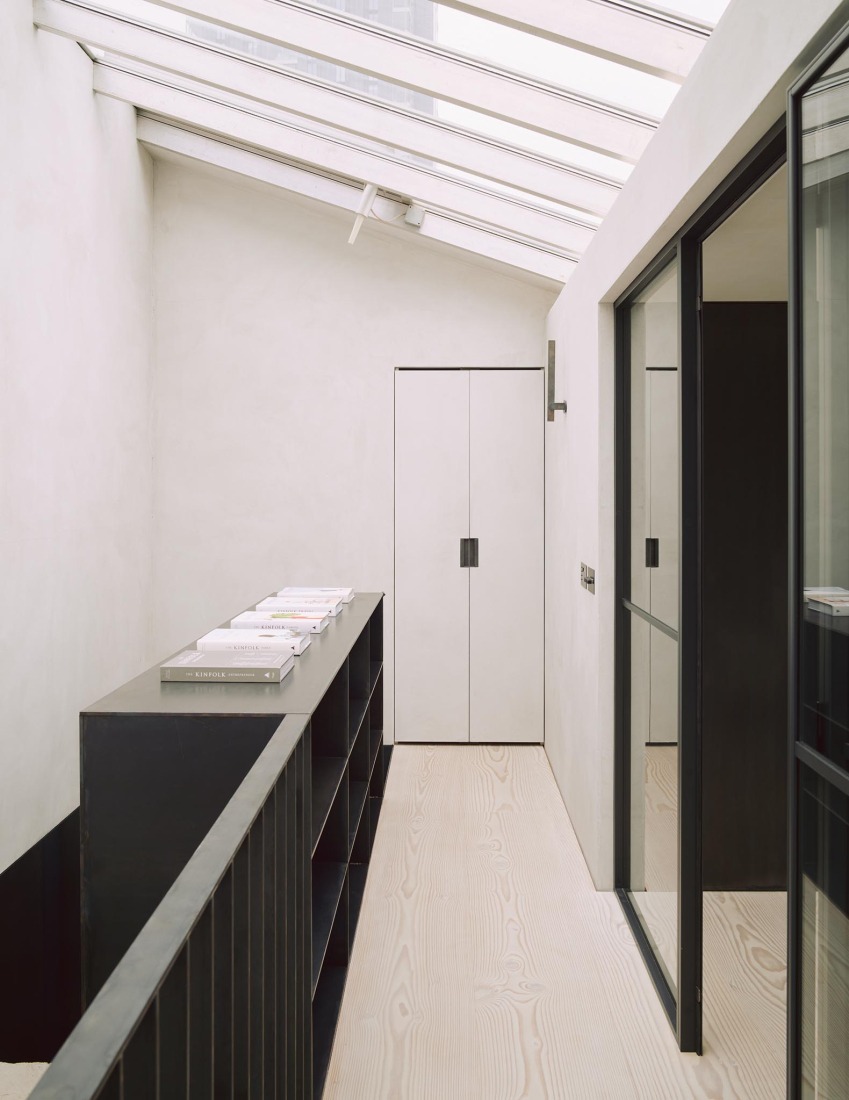 London loft apartment transformation by McLaren.Excell. Photograph by Michael Sinclair.