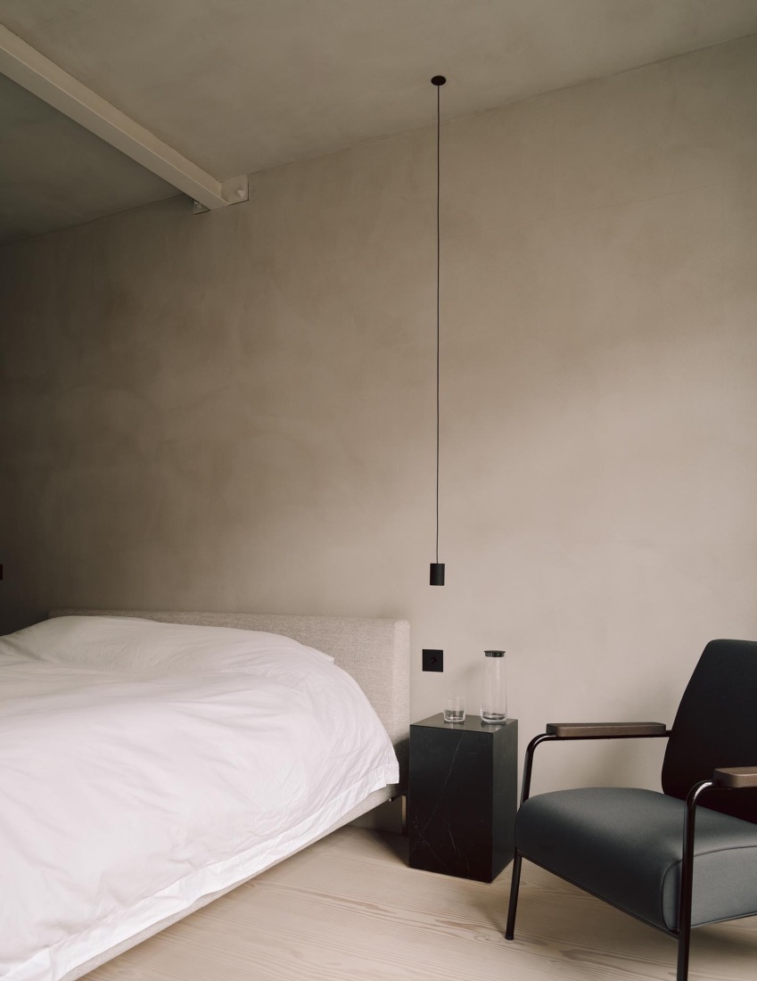 London loft apartment transformation by McLaren.Excell. Photograph by Michael Sinclair.