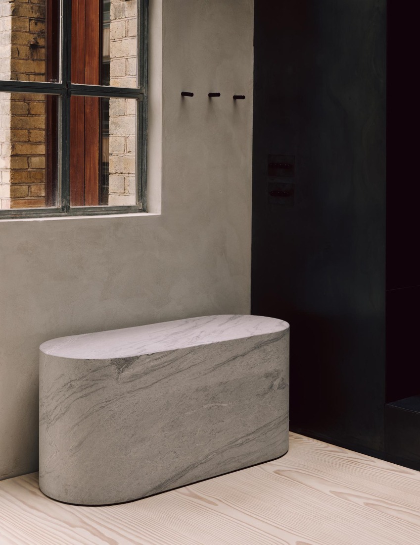 London loft apartment transformation by McLaren.Excell. Photograph by Michael Sinclair.