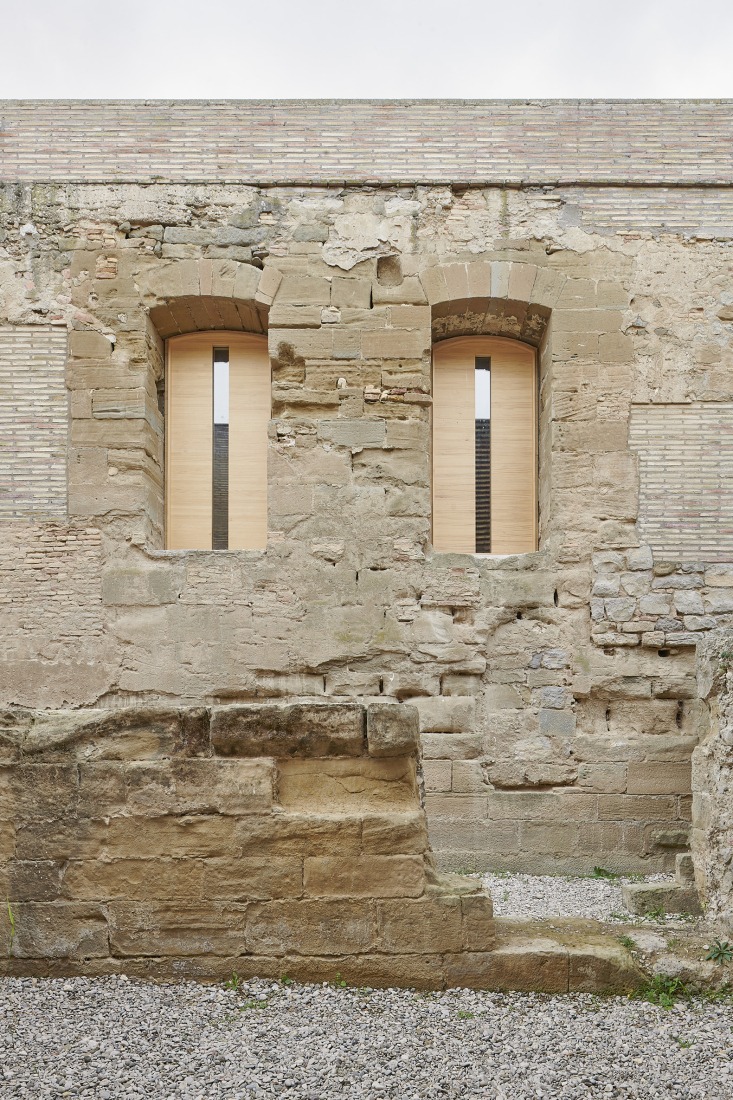 Intervention in the Royal Monastery of Santa Maria de Sijena by Pemán y Franco + Sebastián Arquitectos. Photograph by Iñaki Bergera.