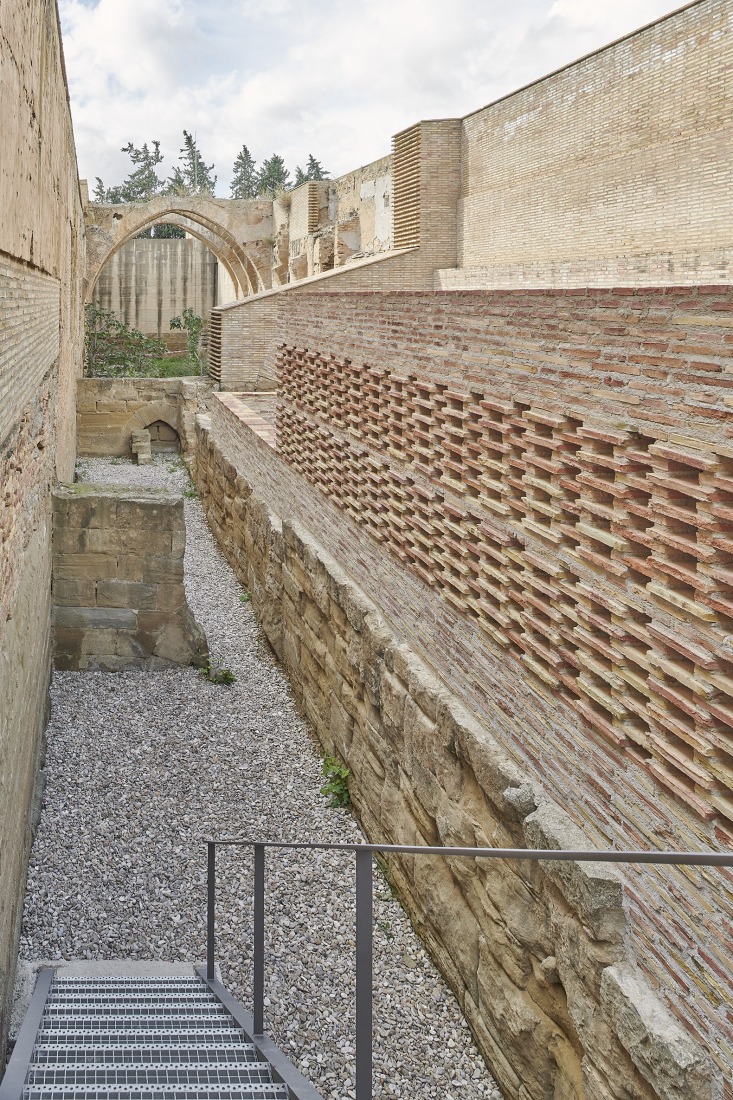 Intervention in the Royal Monastery of Santa Maria de Sijena by Pemán y Franco + Sebastián Arquitectos. Photograph by Iñaki Bergera.