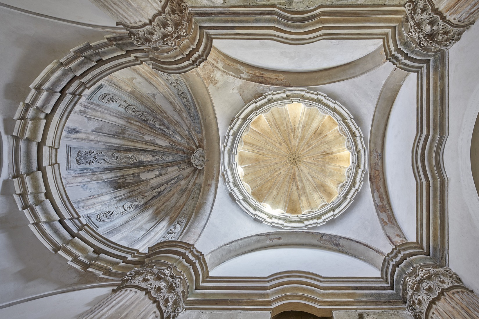 Intervention in the Royal Monastery of Santa Maria de Sijena by Pemán y Franco + Sebastián Arquitectos. Photograph by Iñaki Bergera.