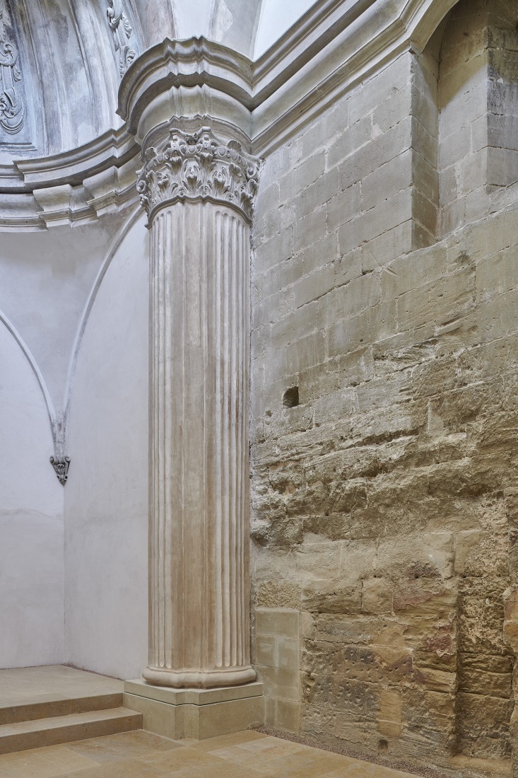 Intervention in the Royal Monastery of Santa Maria de Sijena by Pemán y Franco + Sebastián Arquitectos. Photograph by Iñaki Bergera.