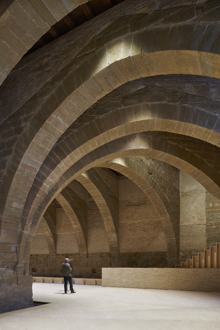 Intervention in the Royal Monastery of Santa Maria de Sijena by Pemán y Franco + Sebastián Arquitectos. Photograph by Iñaki Bergera.