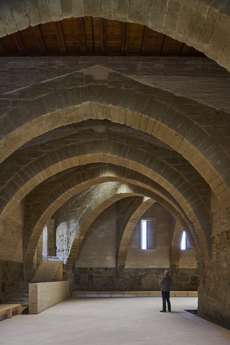 Intervention in the Royal Monastery of Santa Maria de Sijena by Pemán y Franco + Sebastián Arquitectos. Photograph by Iñaki Bergera.