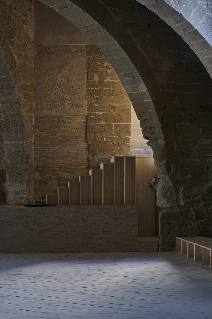 Intervention in the Royal Monastery of Santa Maria de Sijena by Pemán y Franco + Sebastián Arquitectos. Photograph by Iñaki Bergera.