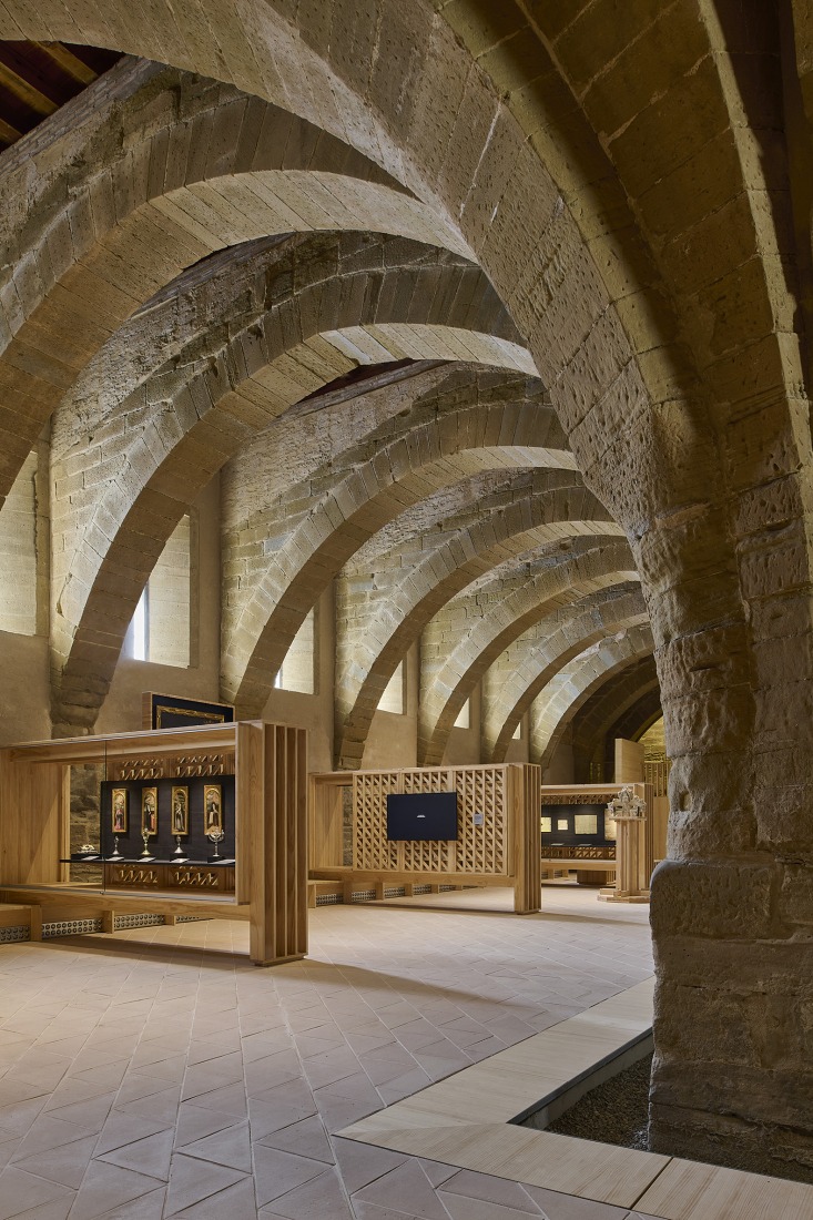 Intervention in the Royal Monastery of Santa Maria de Sijena by Pemán y Franco + Sebastián Arquitectos. Photograph by Iñaki Bergera.