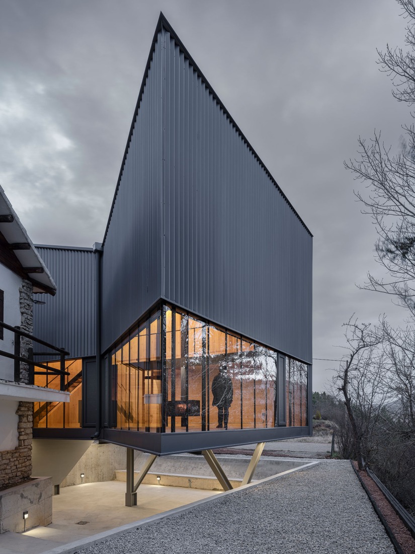 Ampliación y reforma de vivienda unifamiliar por Valdivieso Arquitectos. Fotografía por Imagen Subliminal (Miguel de Guzmán + Rocío Romero).