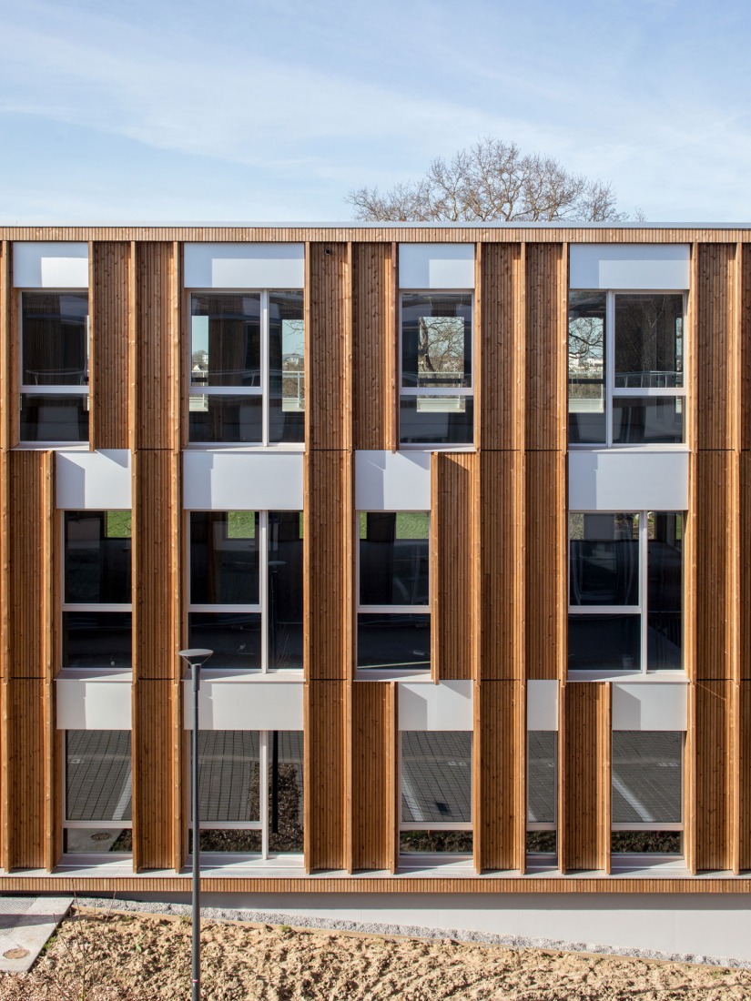 "Bois Harel" by Alta Architectes. Photograph by Gaëtan Chevrier.