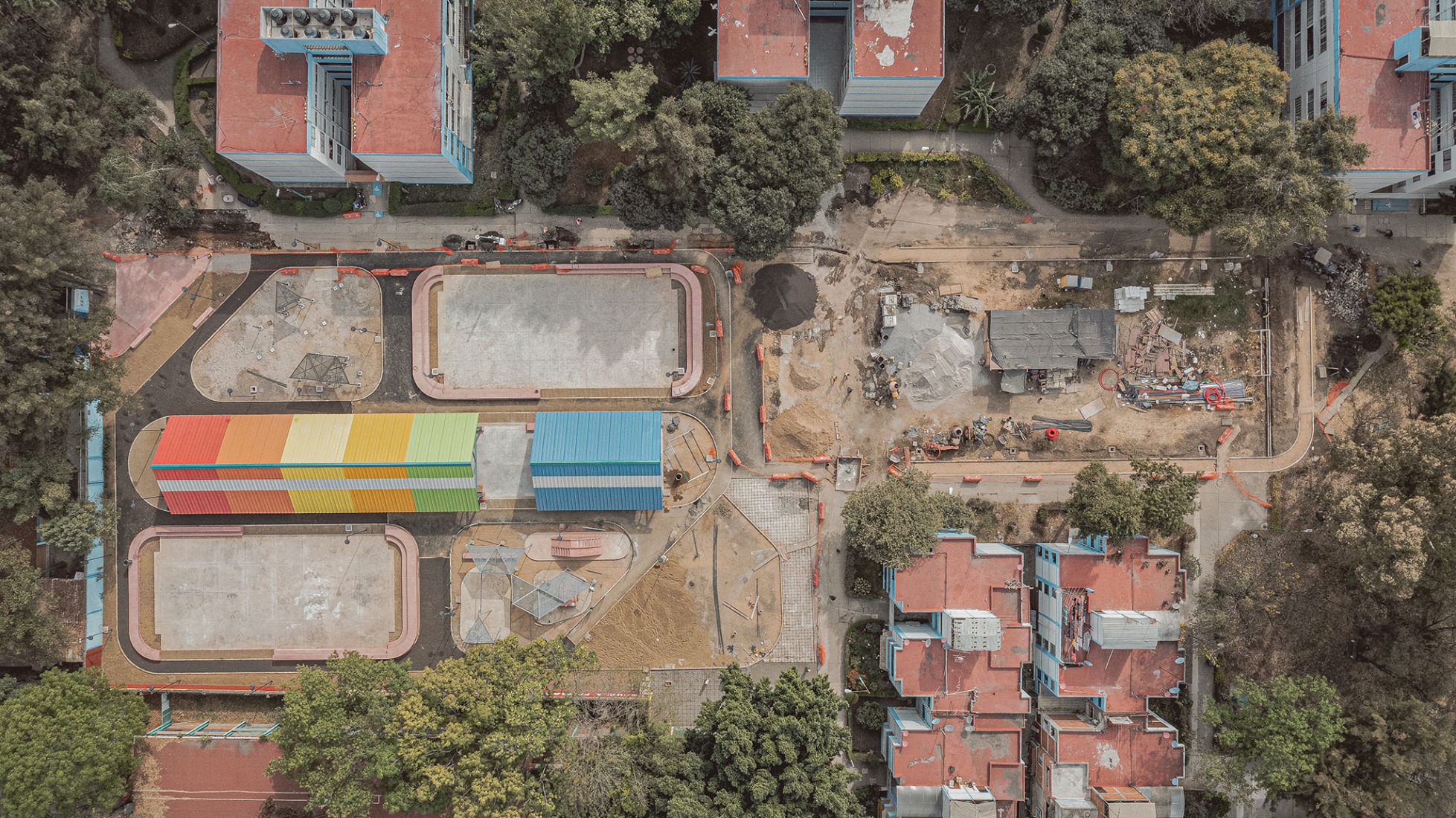 Process and work. UH INFONAVIT CTM Culhuacán by AMASA Estudio. Photograph by Gerardo Reyes Bustamante.