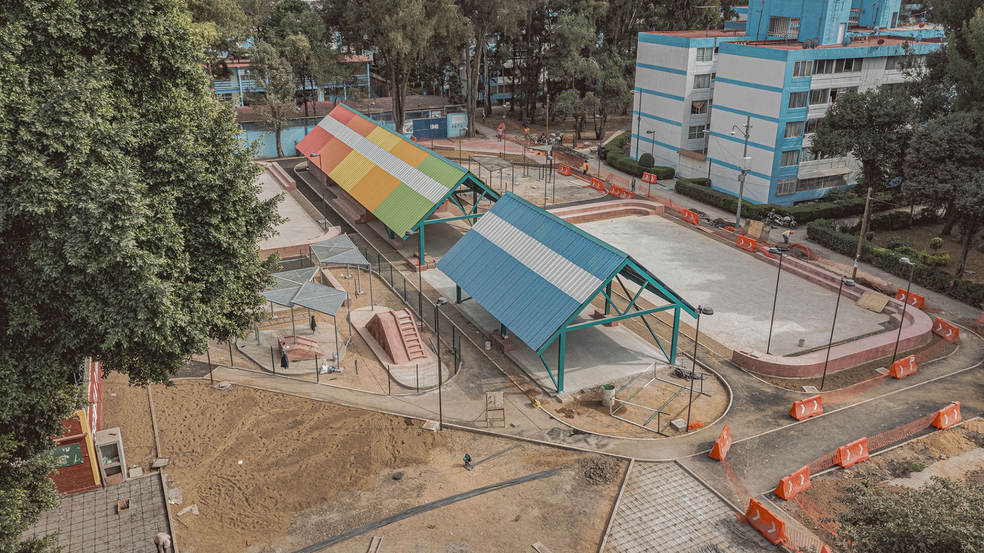 Process and work. UH INFONAVIT CTM Culhuacán by AMASA Estudio. Photograph by Gerardo Reyes Bustamante.