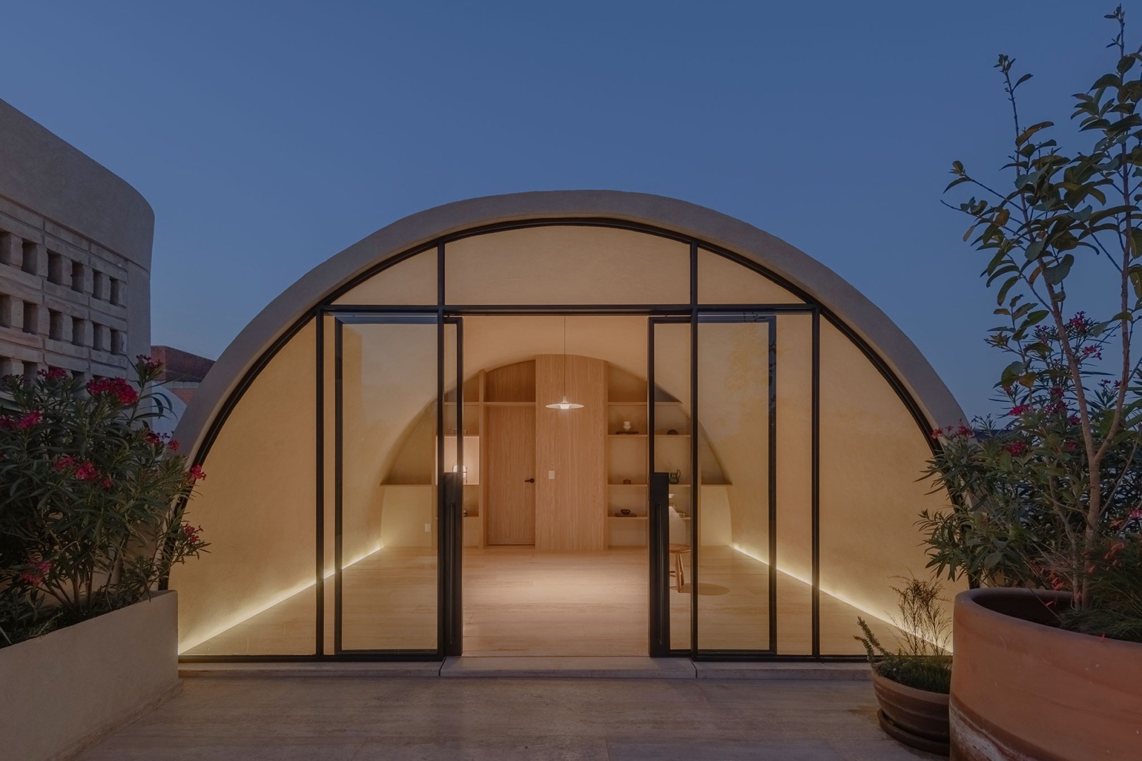 Mariano Azuela 194 by Bloqe Arquitectura. Photograph by Pavelin.
