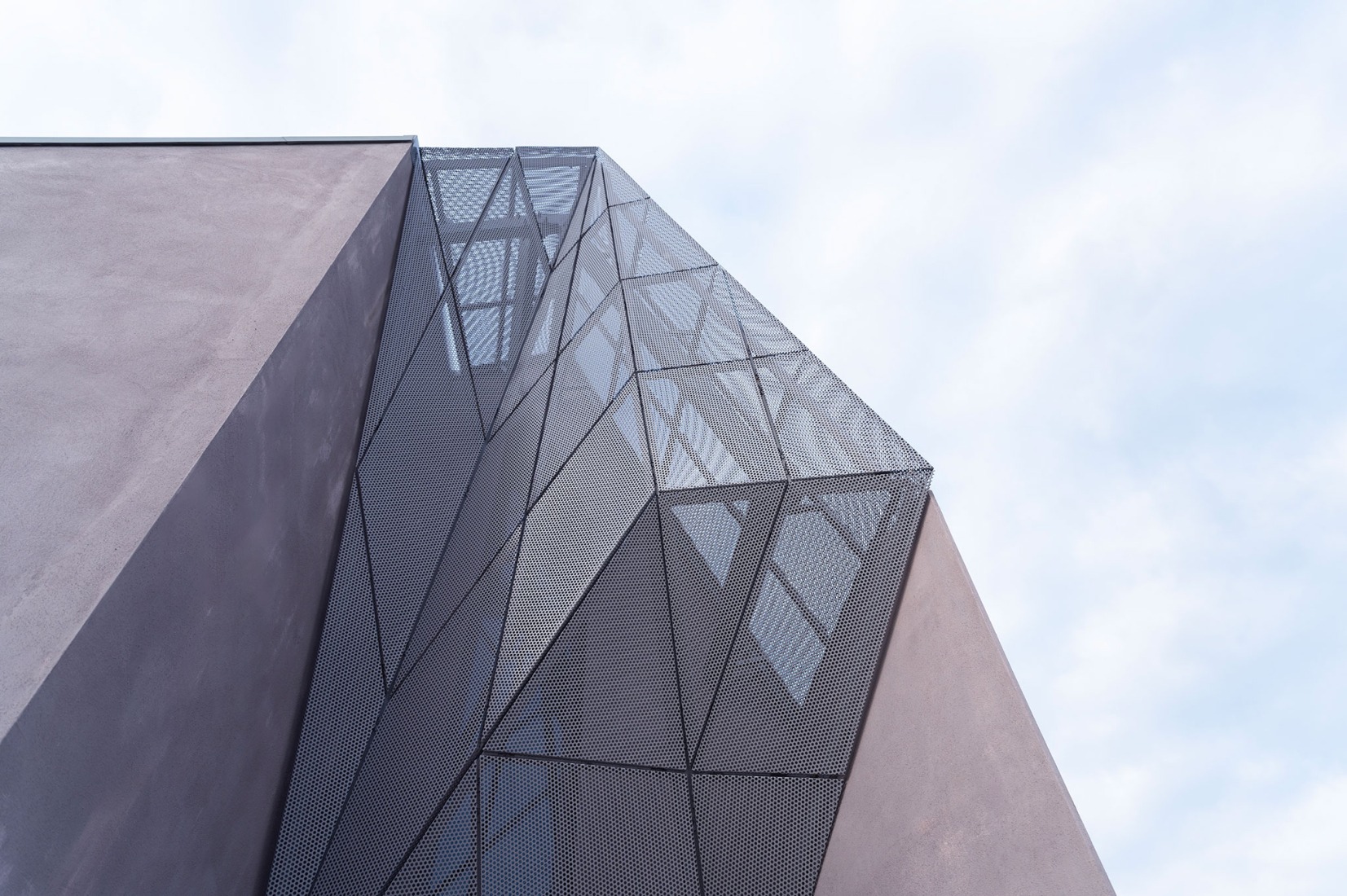 Casa Sotto La Nuvola por LDA.iMdA Architetti. Fotografía por medullastudiomedulla.