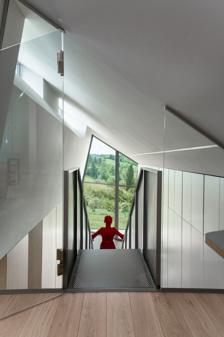 Casa Sotto La Nuvola por LDA.iMdA Architetti. Fotografía por medullastudiomedulla.