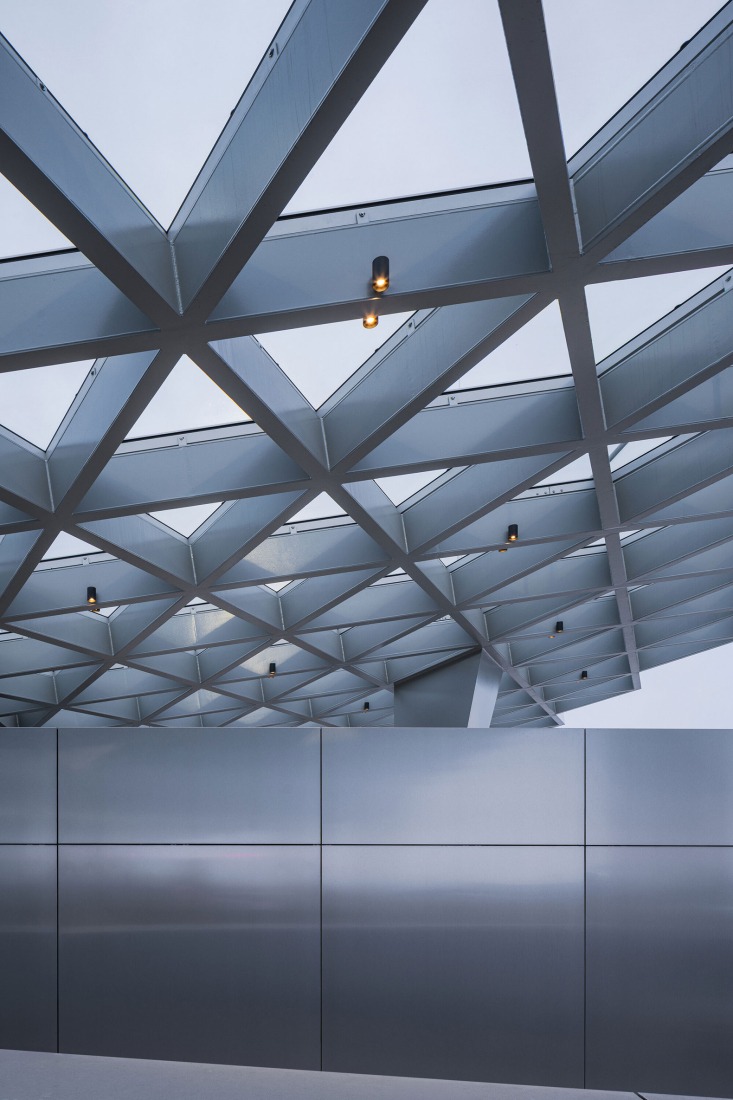 Prague Airport Terminal 3 by ra15. Photograph by Petr Polák.