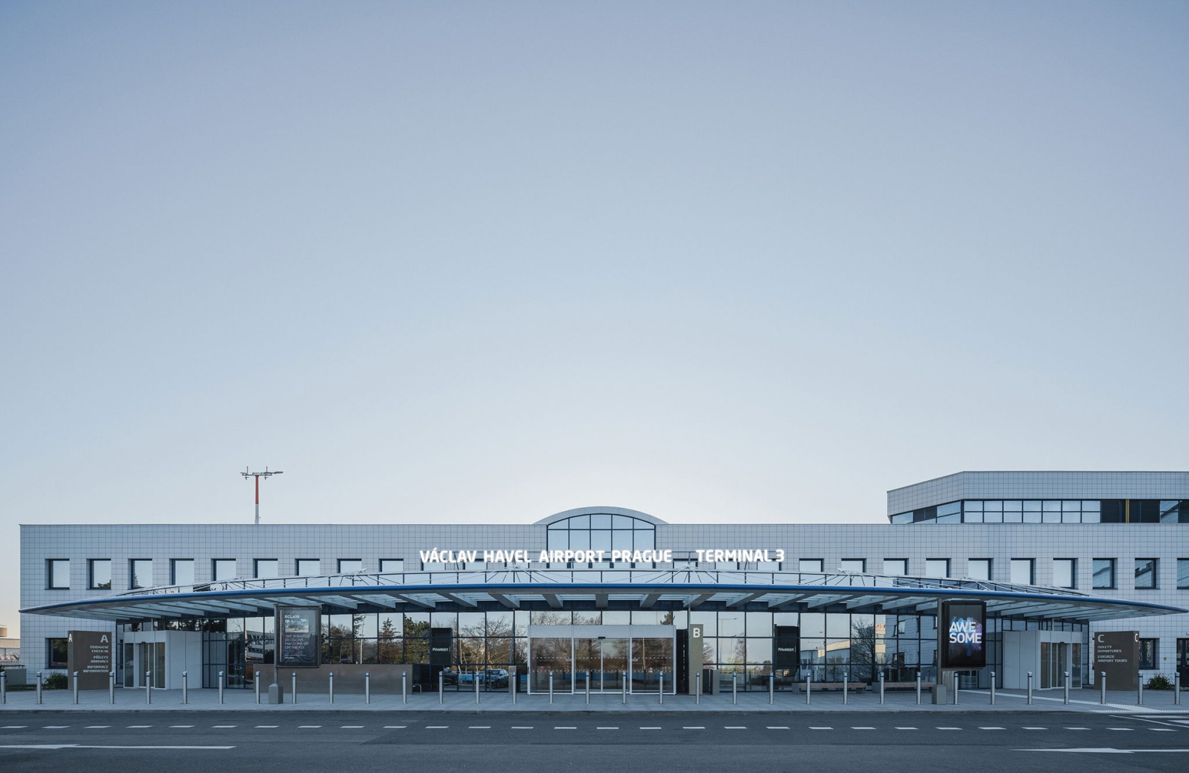 Prague Airport Terminal 3 by ra15. Photograph by Petr Polák.