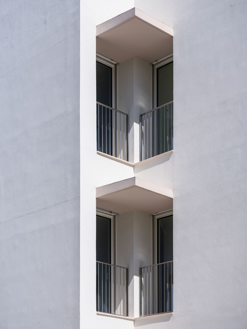 Three dwellings in the Colonia El Viso by Riaño Arquitectos, GCA Architects. Photograph by Imagen Subliminal.
