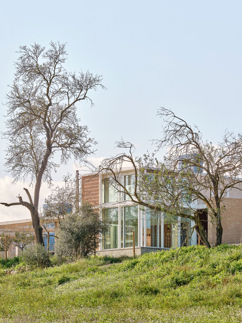 Casa Tres Patis by Twobo Arquitectura. Photograph by José Hevia.