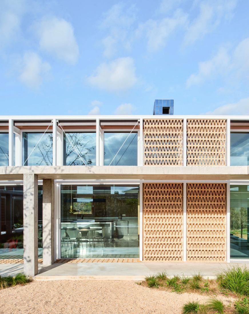 Casa Tres Patis by Twobo Arquitectura. Photograph by José Hevia.