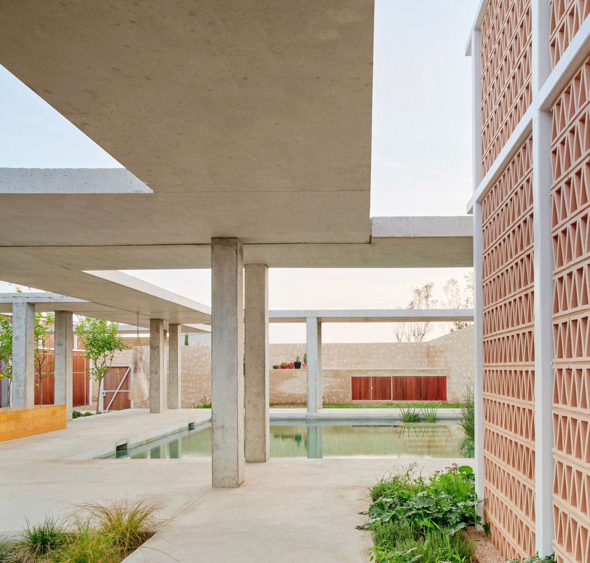 Casa Tres Patis by Twobo Arquitectura. Photograph by José Hevia.