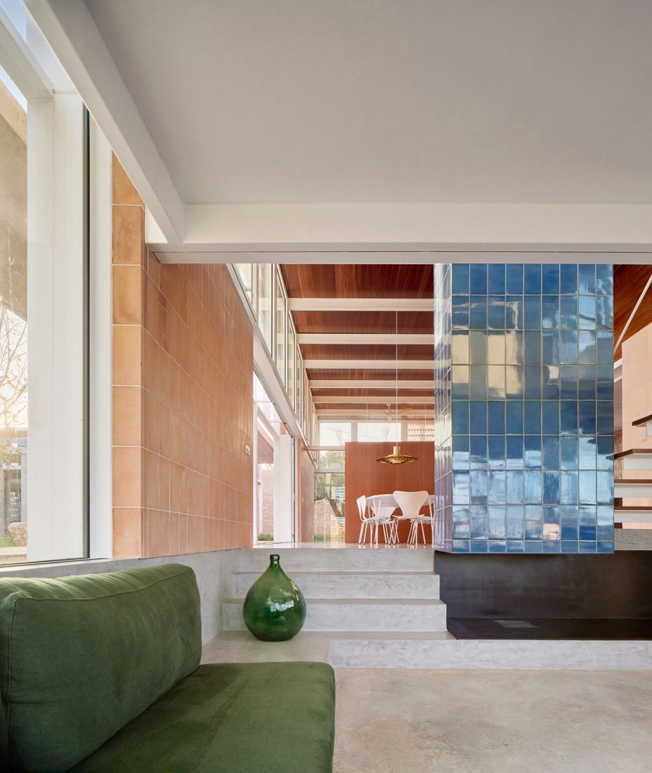 Casa Tres Patis by Twobo Arquitectura. Photograph by José Hevia.