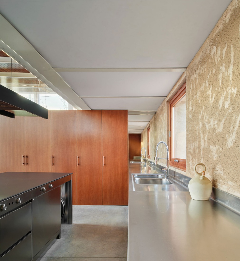 Casa Tres Patis by Twobo Arquitectura. Photograph by José Hevia.
