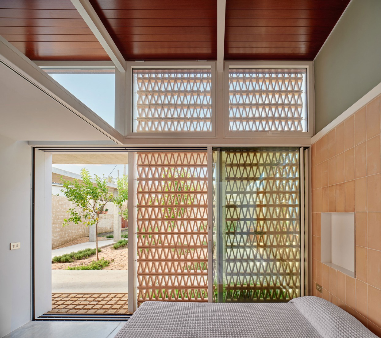 Casa Tres Patis by Twobo Arquitectura. Photograph by José Hevia.