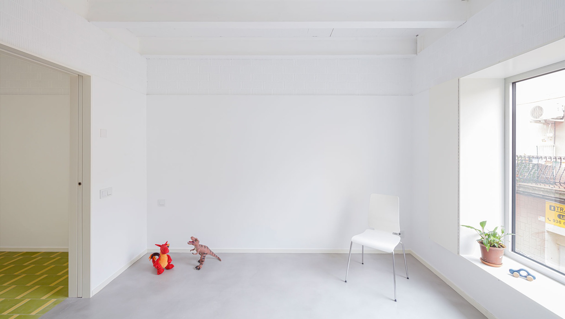 Casa Mireia y Toni (y Joan y Laia) por vora + Toni Riba. Fotografía por Adrià Goula.