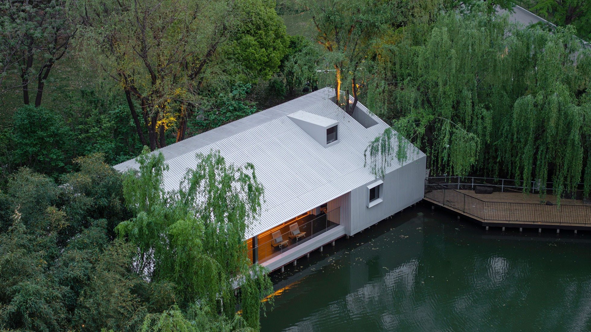The Lake House – Life Experience Pavilion by Wutopia Lab. Photograph by Guowei Liu.