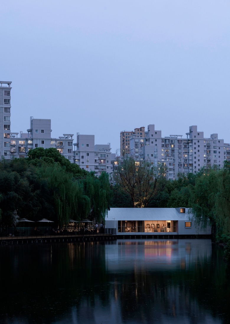 The Lake House – Life Experience Pavilion by Wutopia Lab. Photograph by Guowei Liu.