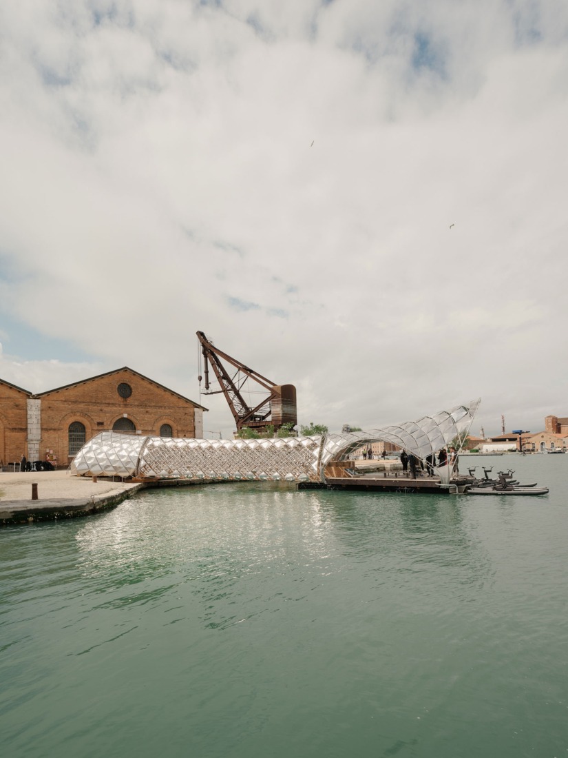 «Gateway to Venice’s Waterway» por Norman Foster Foundation y Porsche. Fotografía por Pablo Gómez-Ogando. Cortesía por the Norman Foster Foundation.
