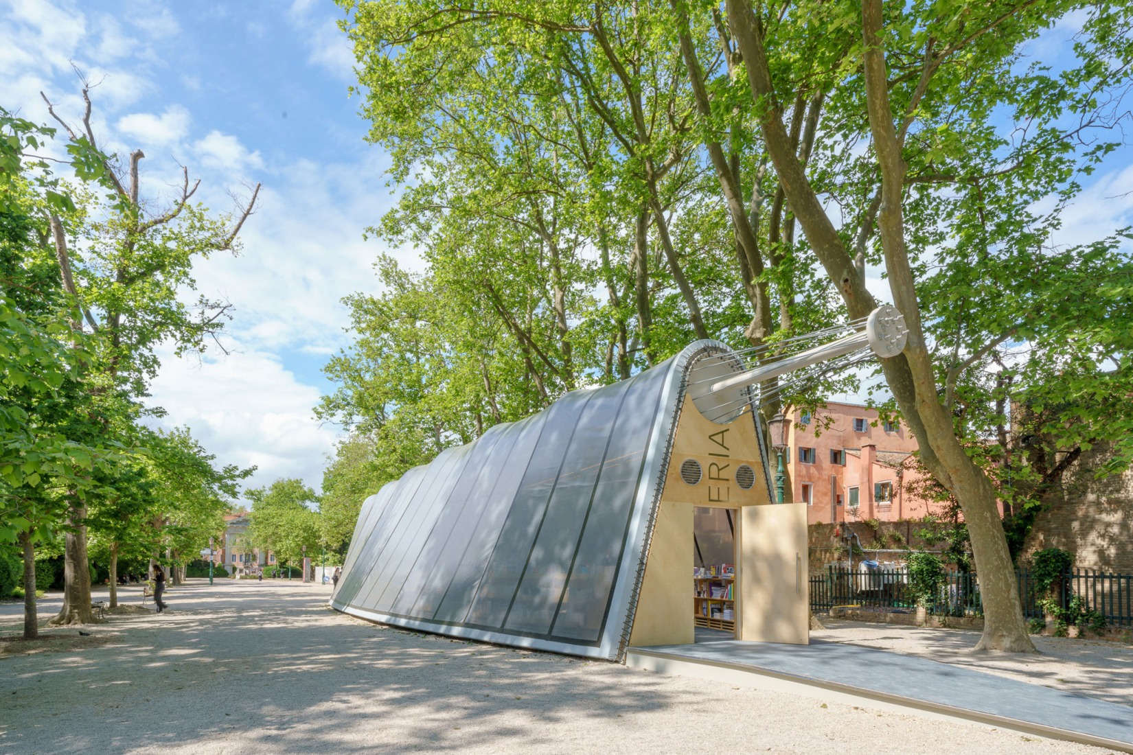 La Libreria por Diller Scofidio + Renfro. Fotografía por Andrea Avezzù.