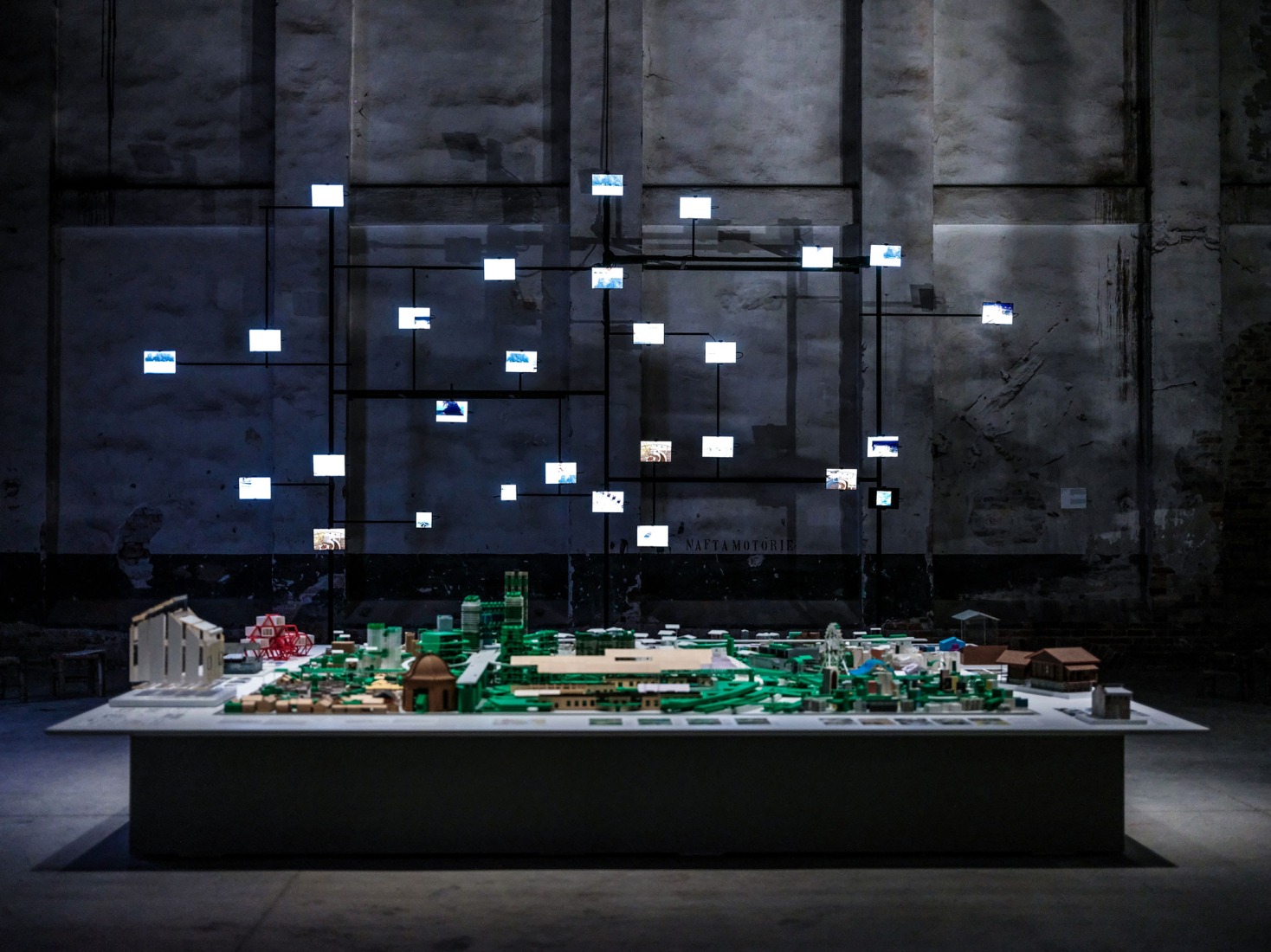 «CO-EXIST». Pabellón de China en la Biennale di Venezia por Ma Yansong. Fotografía por Demone.