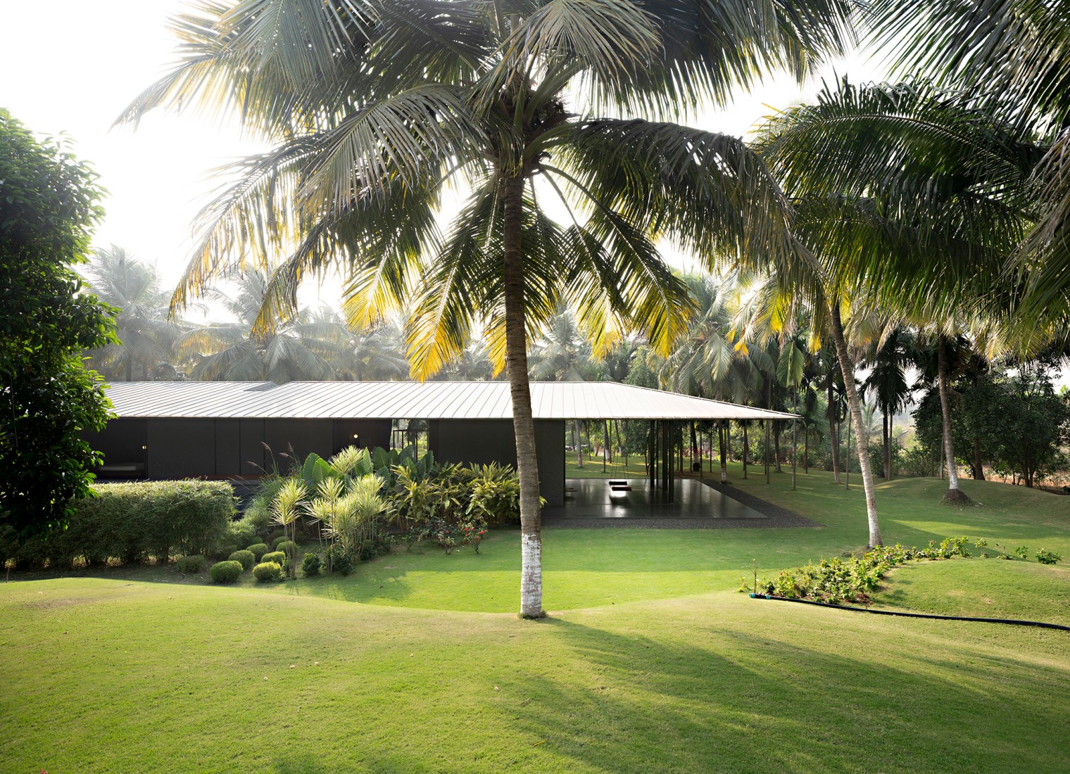 Parikrama House by SPASM Design Architects. Photograph by Javier Callejas.