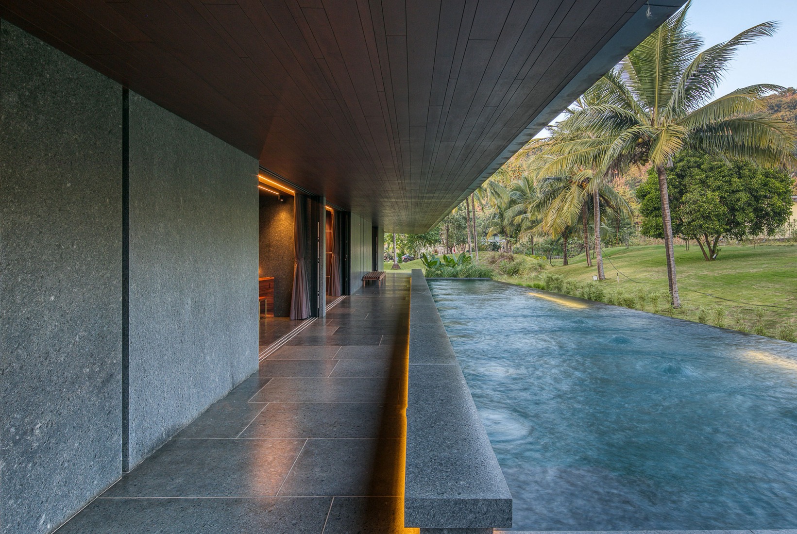Parikrama House by SPASM Design Architects. Photograph by Umang Shah.