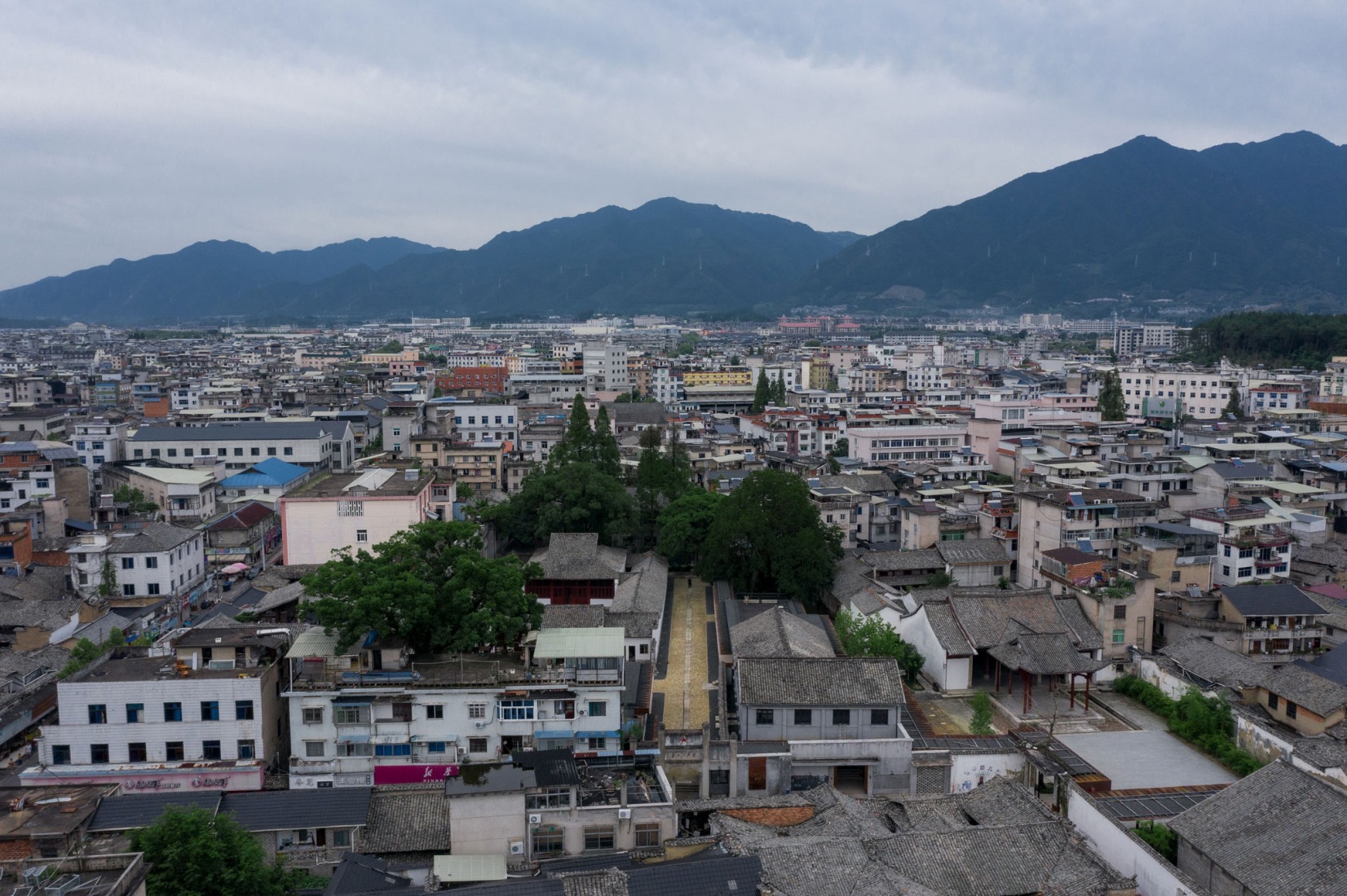 Neighborhood Songyang Three-Temple Cultural Communication Center by Jiakun Architects. Photograph by Arch-Exist. Neighborhood Songyang Three-Temple Cultural Communication Center by Jiakun Architects. Photograph by Arch-Exist.