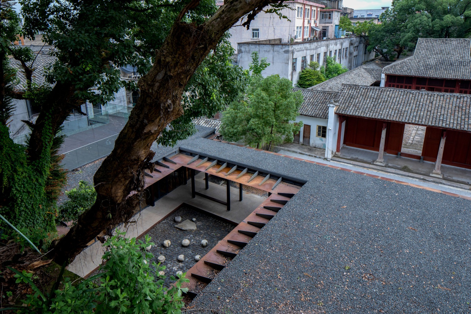 Neighborhood Songyang Three-Temple Cultural Communication Center by Jiakun Architects. Photograph by Arch-Exist. Neighborhood Songyang Three-Temple Cultural Communication Center by Jiakun Architects. Photograph by Arch-Exist.Neighborhood Songyang Three-Temple Cultural Communication Center by Jiakun Architects. Photograph by Arch-Exist.