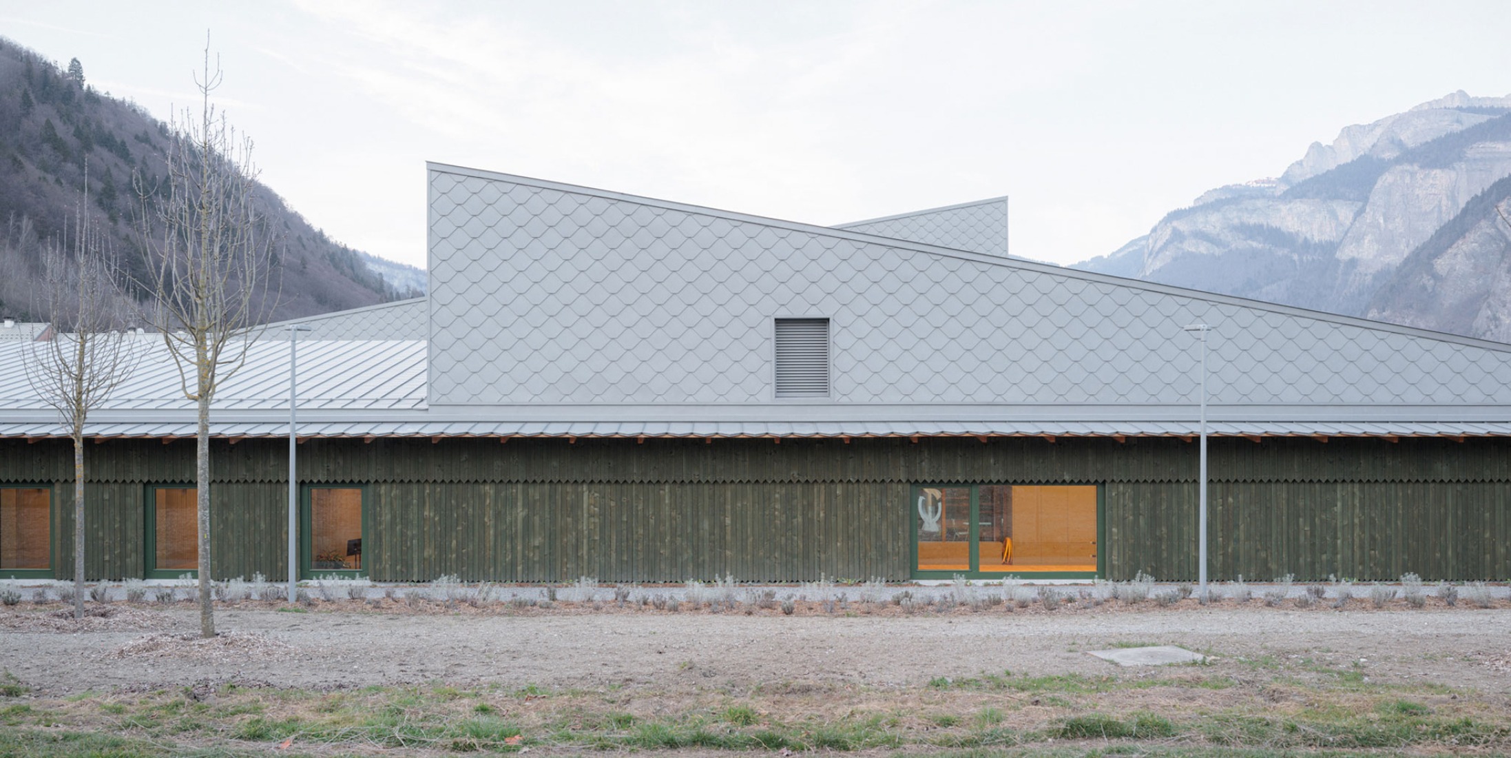 School of music, dance and theater by LINK architectes + DLD architectes. Photograph by Salem Mostefaoui.