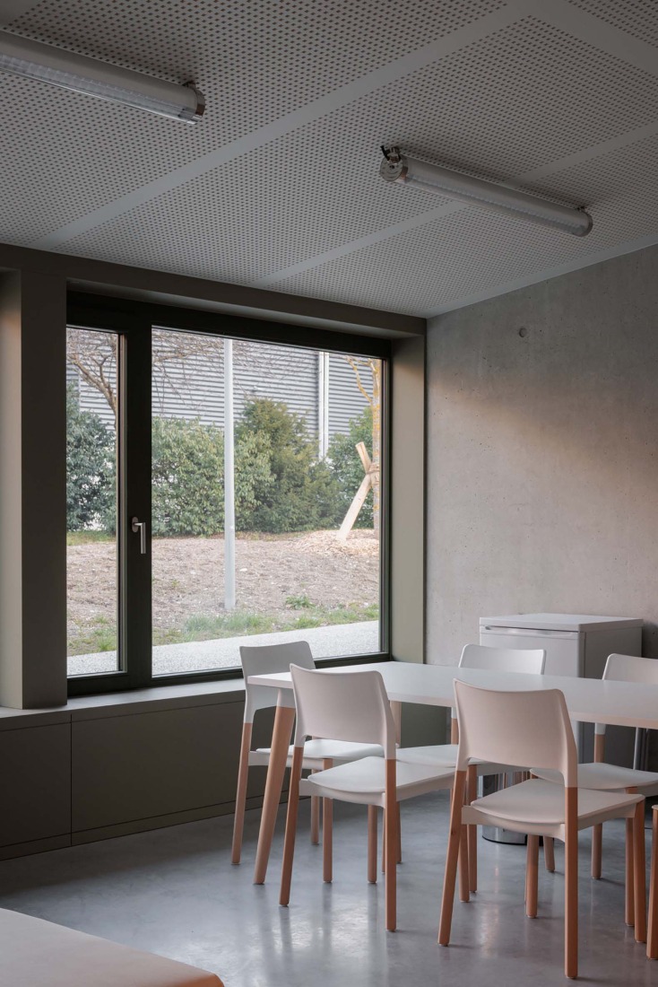 School of music, dance and theater by LINK architectes + DLD architectes. Photograph by Salem Mostefaoui.