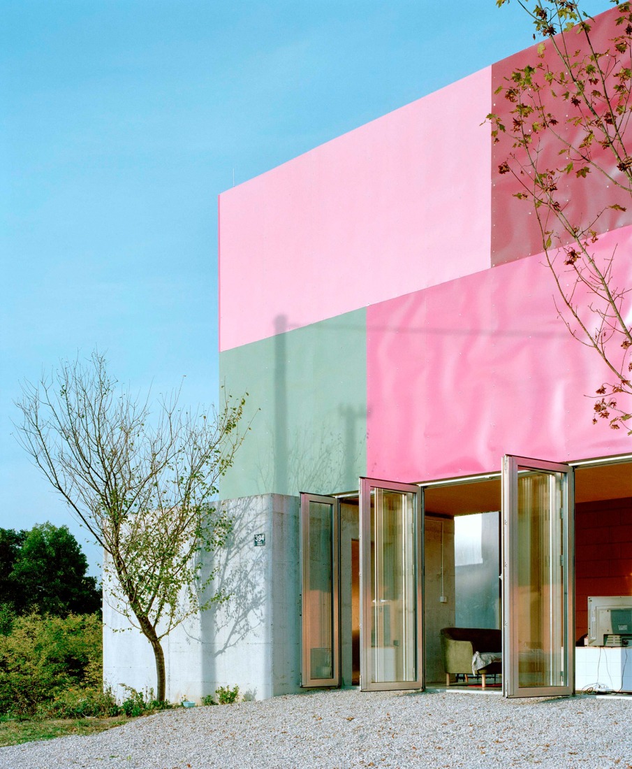 Casa para cinco mujeres por TEN Studio. Fotografía por Maxime Delvaux, Adrien de Hemptinne.