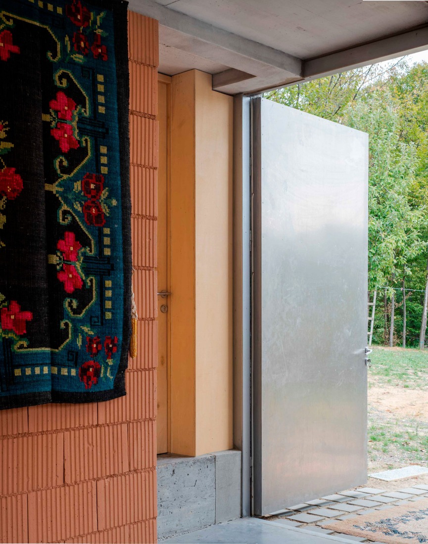 Casa para cinco mujeres por TEN Studio. Fotografía por Miloš Martinović.